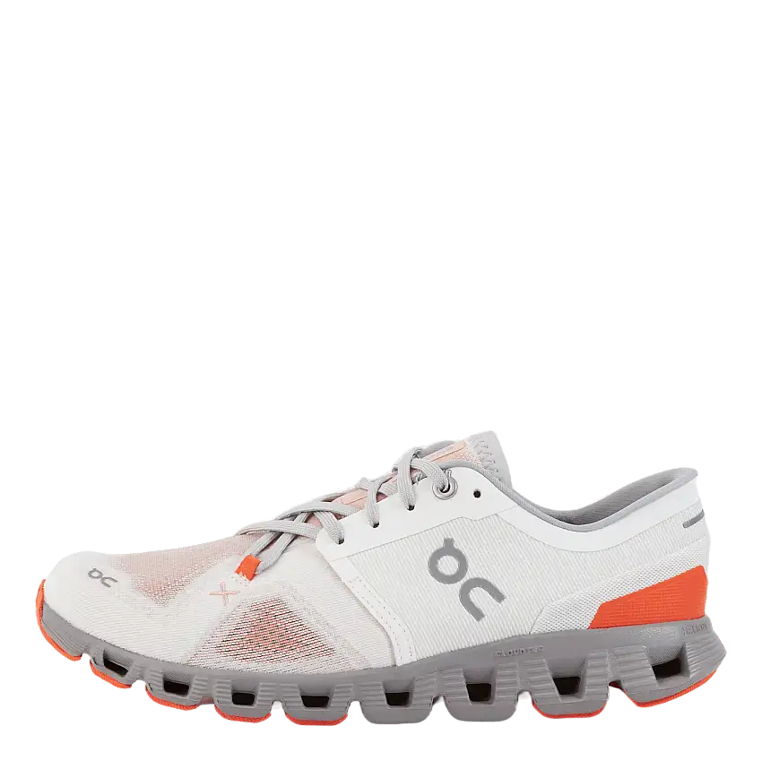 Cloud X 3 Ivory | Alloy