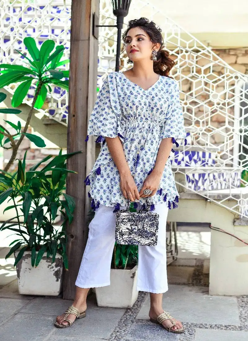 All over blue floral printed kaftaan