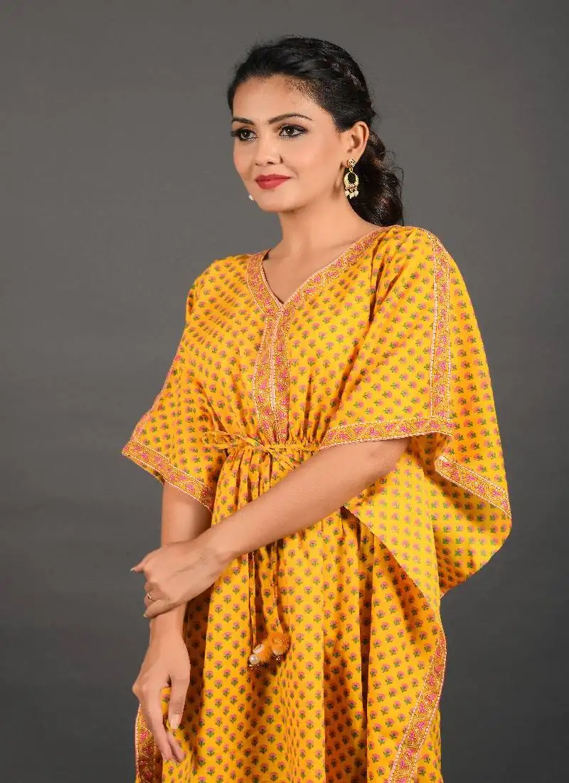 All over floral printed kaftaan