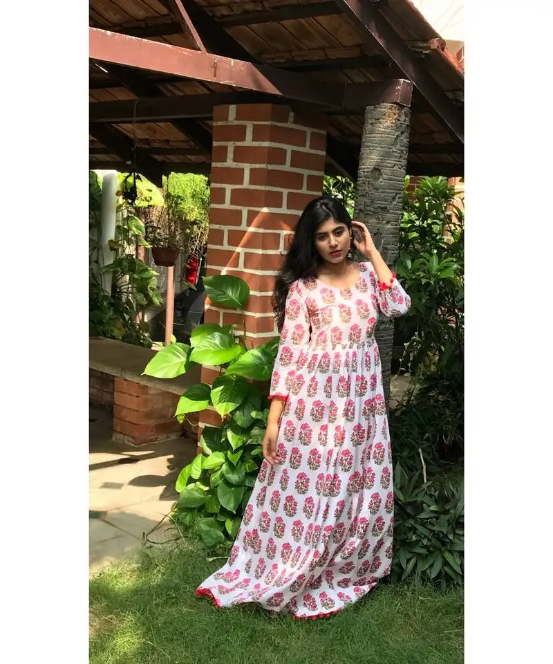 White cotton fit and flare maxi