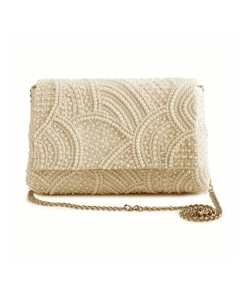 All pearl beauty clutch