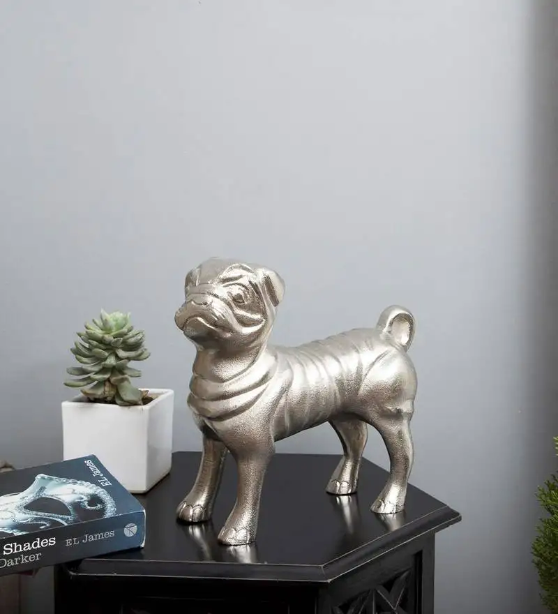 The rich pug metal figurine