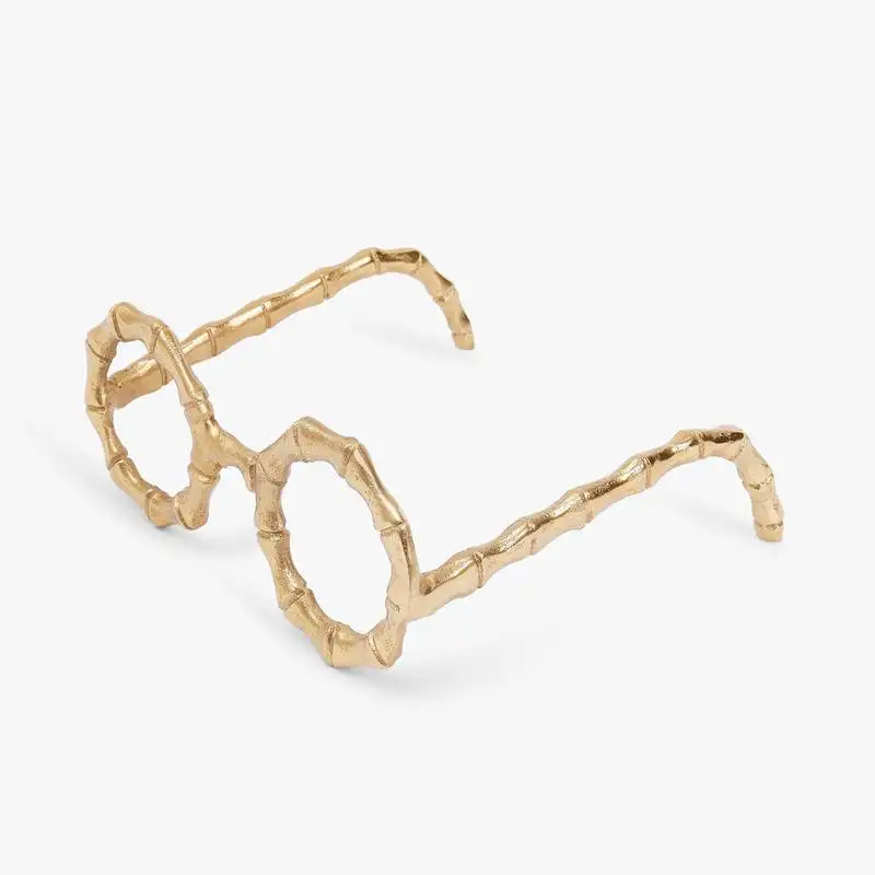 Through the metal eyeglass sculpture