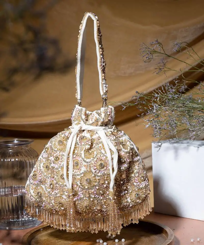 White gold oishi potli