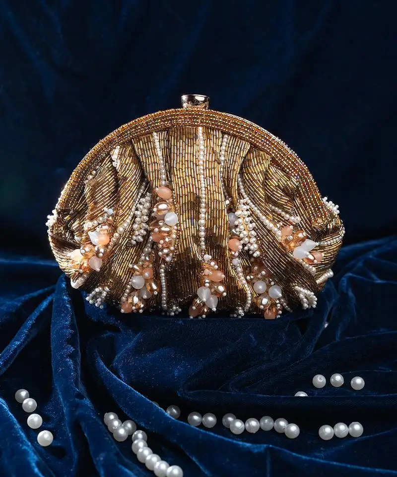 Bead blooms antique gold glimmer