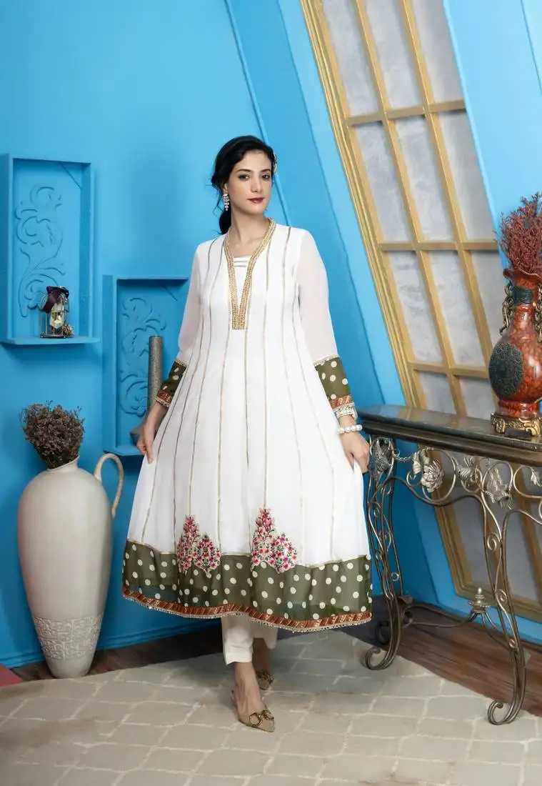 Off-white georgette embroidered anarkali kurta &