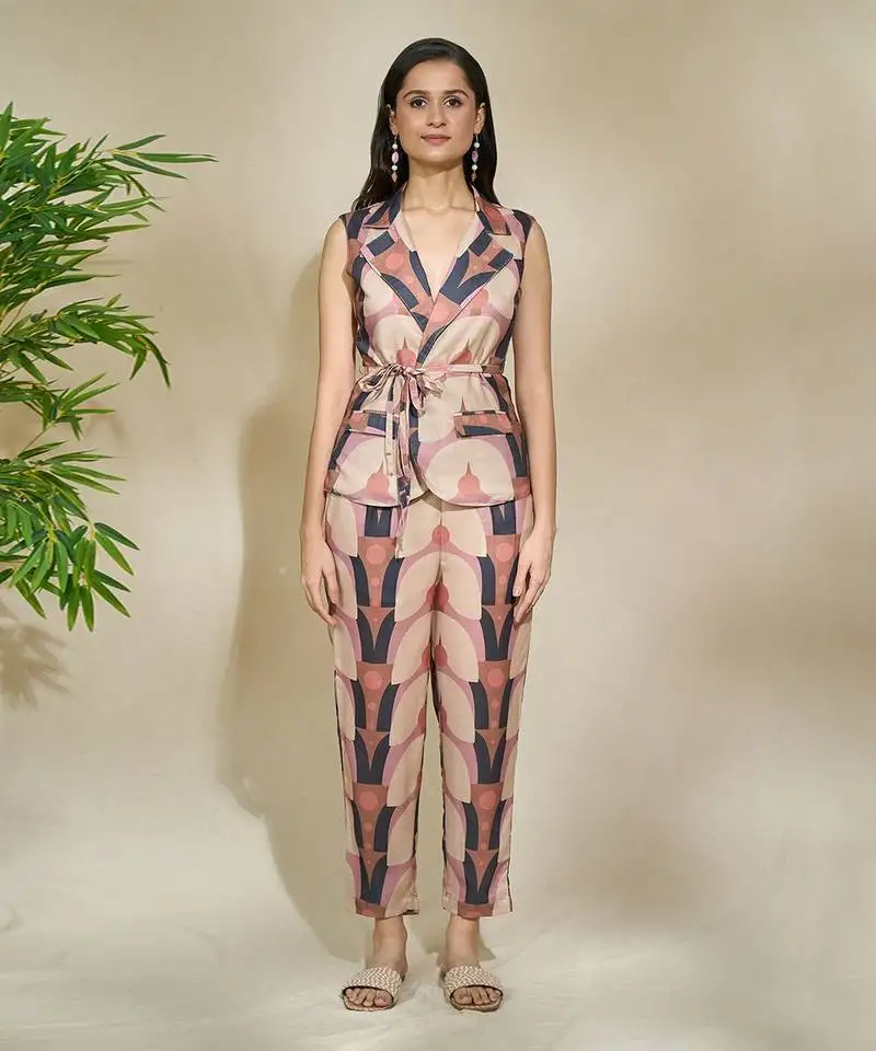 Brown printed vest coat pant set thin belt wear it with a top shirt or tie it closed without anything.