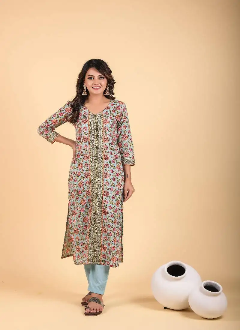 Minimalistic 2-piece embroidered kurta pant sets