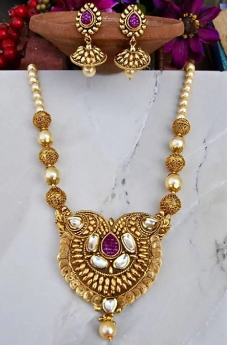 Antique designer paan chakri necklace set with rubies