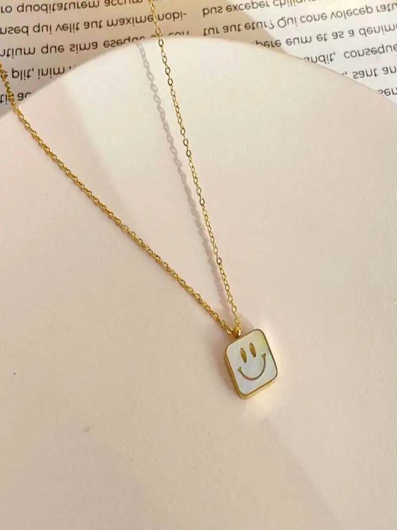 18k plated smiley pendant necklace