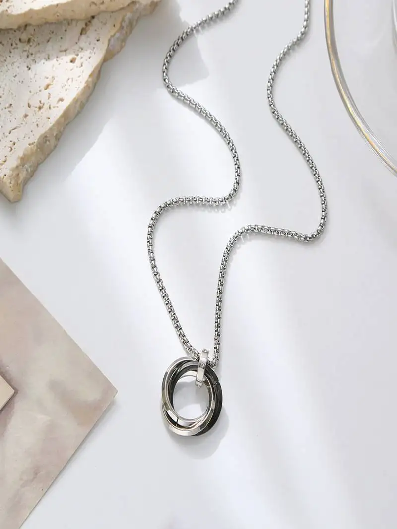 Silver plated circle pendant chain