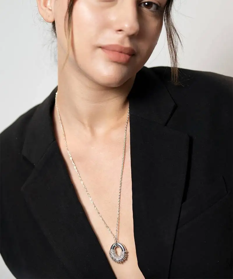 Silver tranquality necklace