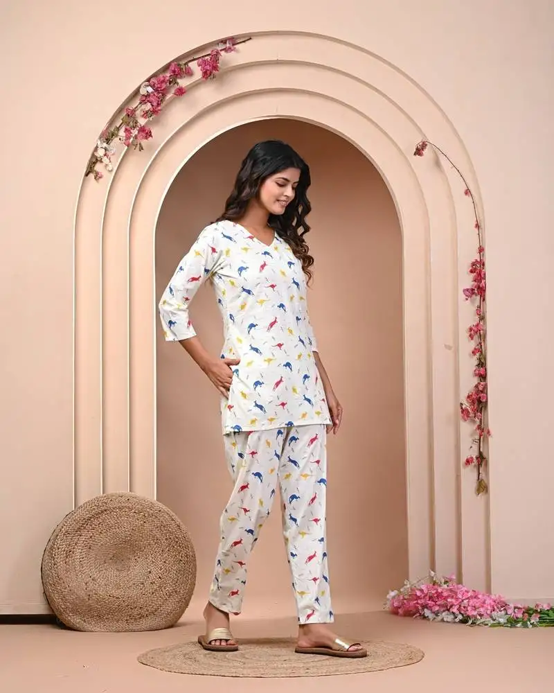 White base animal printed cotton kurta with pent