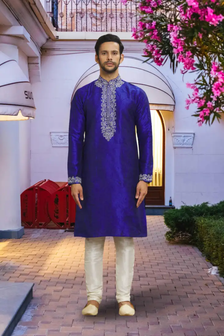 Blood red embroidered georgette islamic kaftans with hijjab