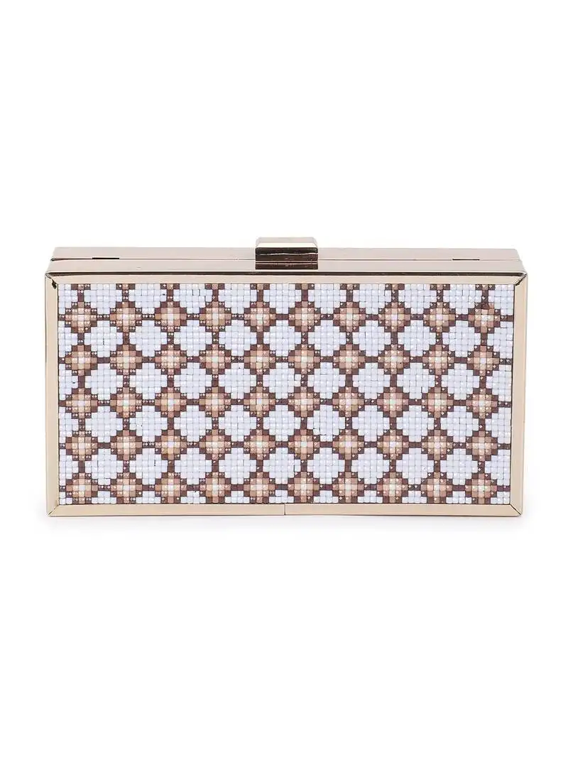 Tile pattern clutch