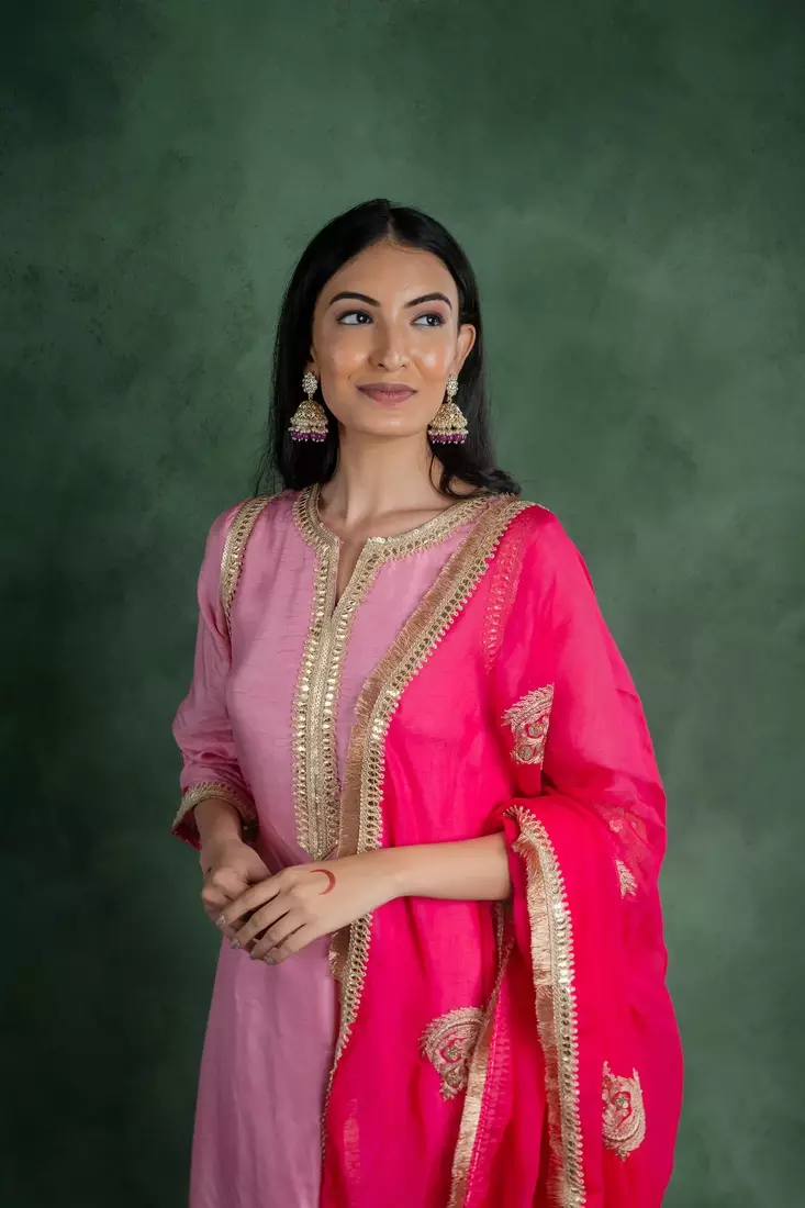 Gul suit set with embroidered dupatta (set of 3)