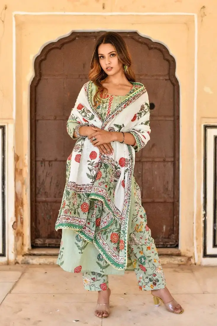 Pistachio green & off white 3 piece kurta with printed dupatta and pants