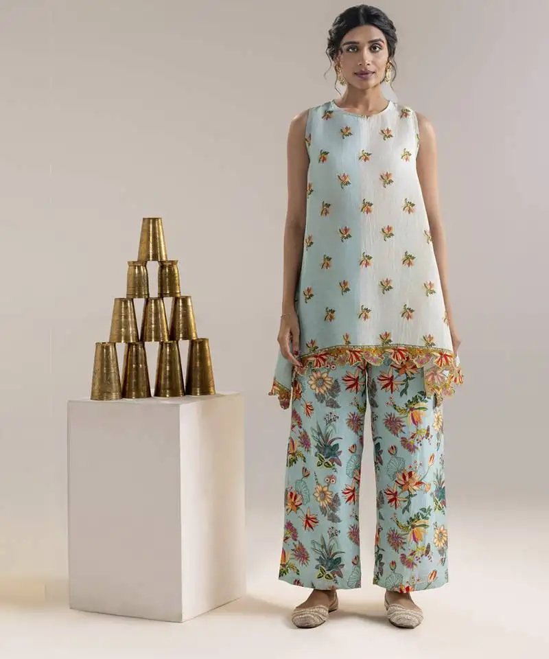 Aarani embellished kurta set