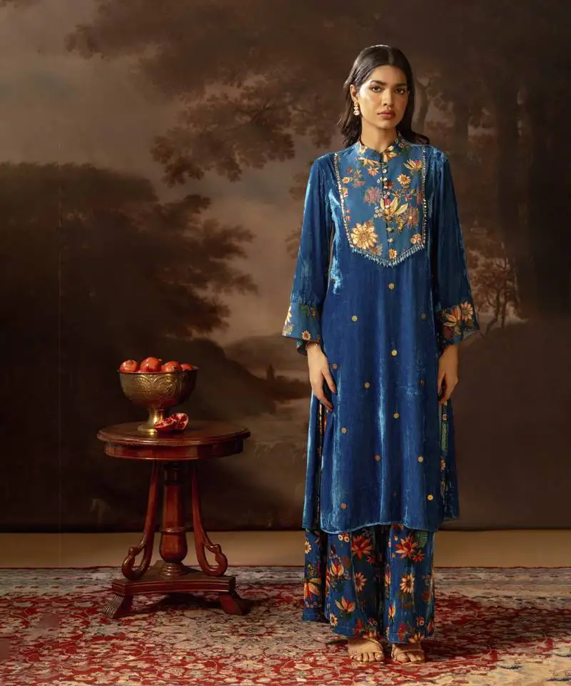 Aarani embroidered kurta set