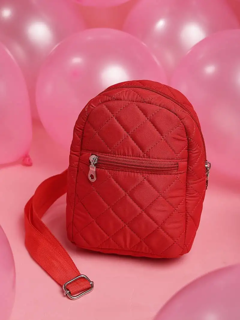 Uno valentine red polyester diamond quilted sling bag