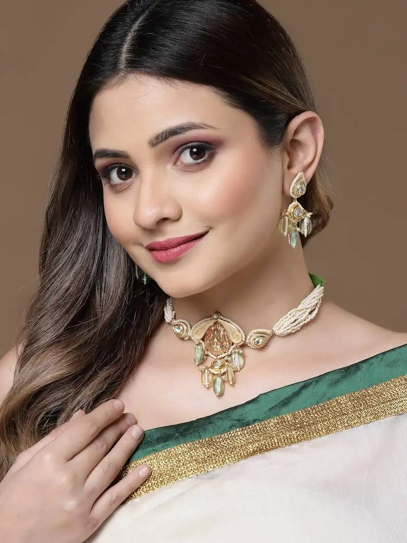 Zucchini drop earring