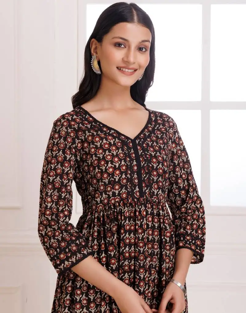 Black & red bagru hand block printed cotton gathered kurta pant