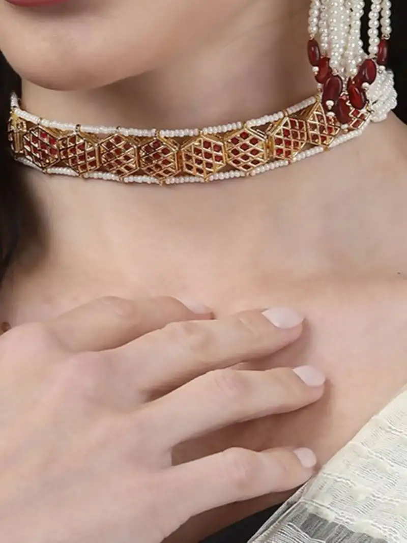 Zubaida haar necklace